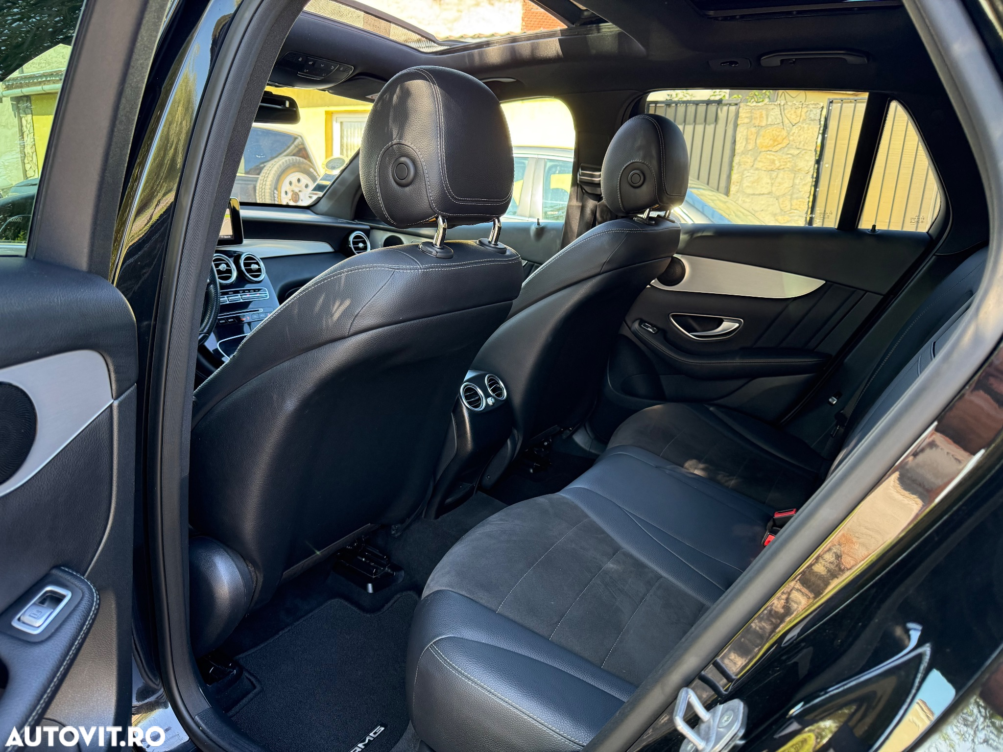 Mercedes-Benz GLC 250 d 4MATIC - 30