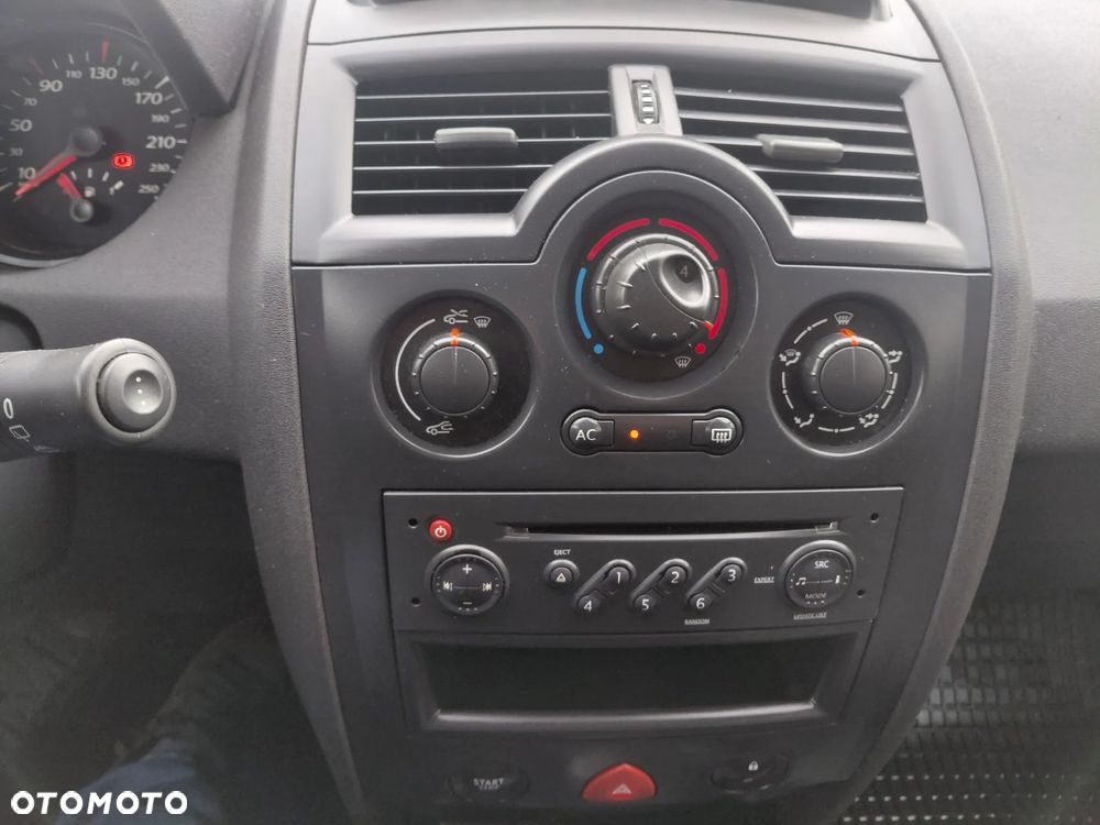 Renault Megane 1.6 16V 110 Expression - 15