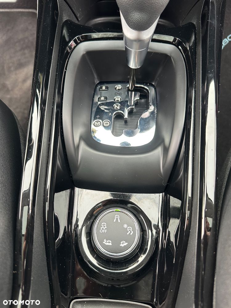 Peugeot 2008 PureTech 110 Stop&Start EAT6 Crossway - 23