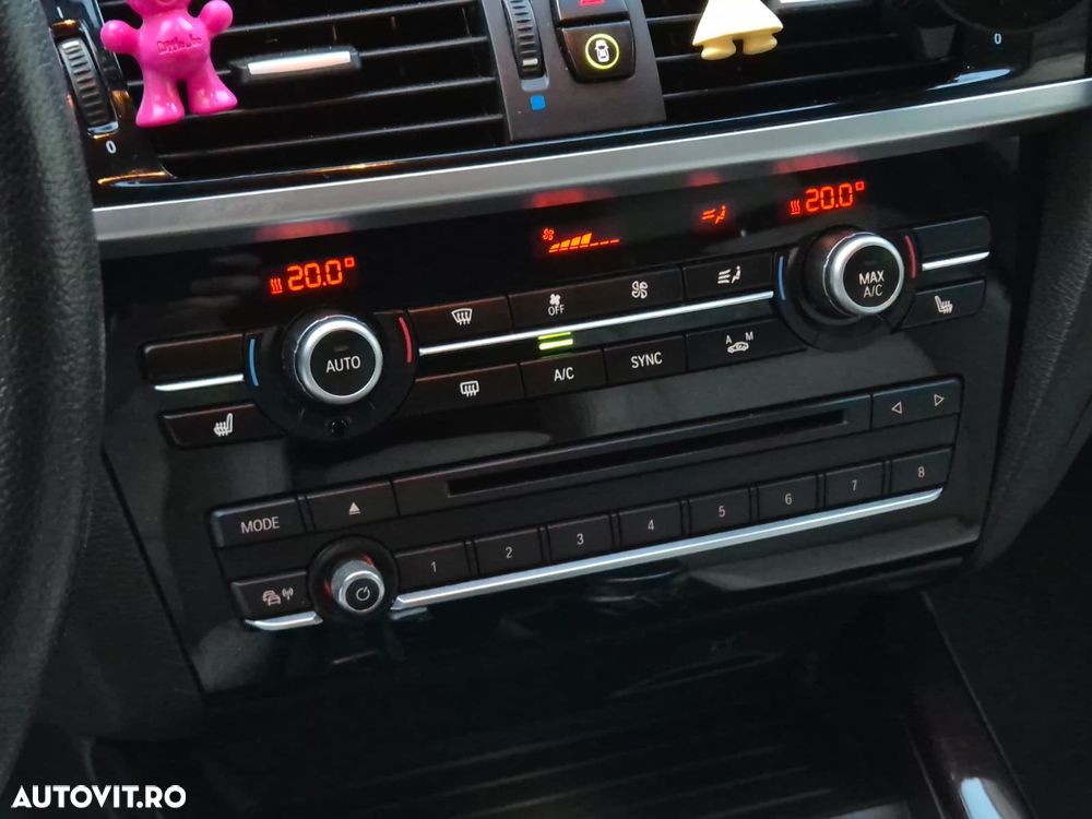 BMW X3 xDrive20d AT xLine - 12