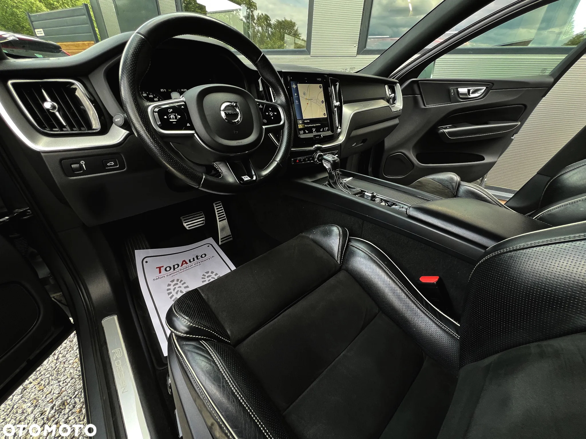 Volvo XC 60 D5 AWD R-Design - 20