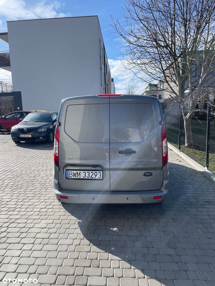 Ford Transit connect - 5