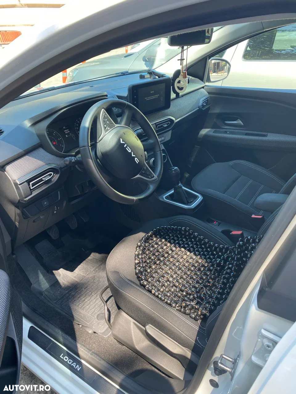 Dacia Logan TCe 90 MT6 Prestige - 7