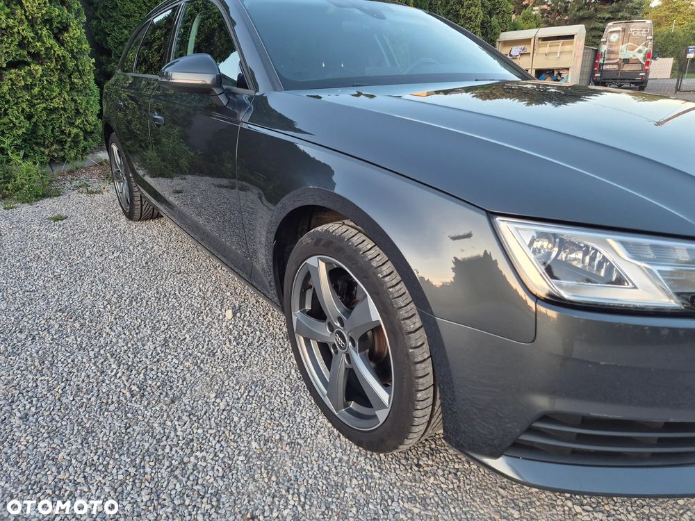 Audi A4 Avant 30 TDI S tronic advanced - 11