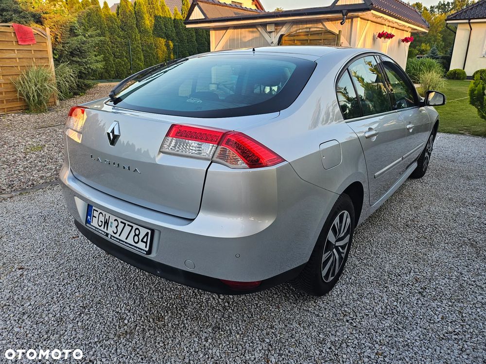 Renault Laguna 1.6 Authentique - 4