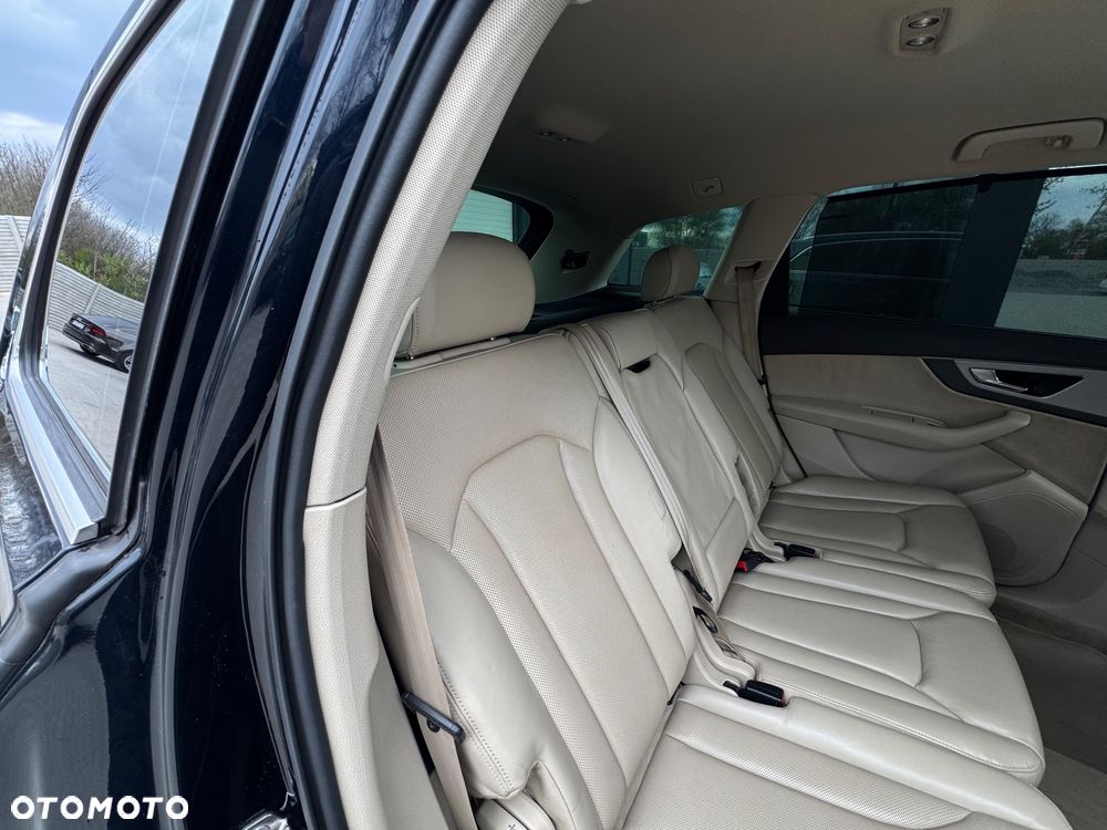 Audi Q7 - 29