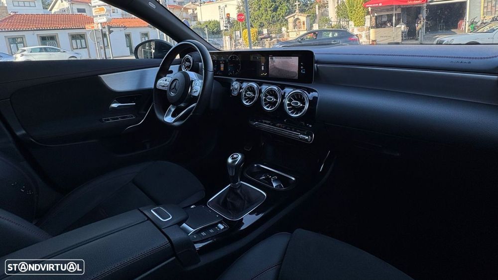 Mercedes-Benz CLA 180 d Shooting Brake AMG Line - 20