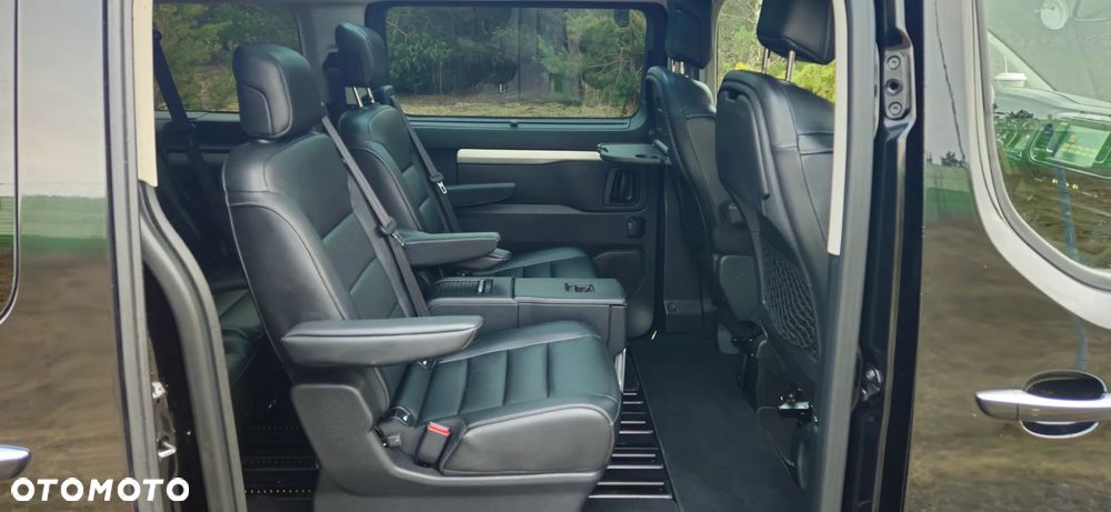 Toyota Proace Verso 2.0 D4-D Long VIP - 18