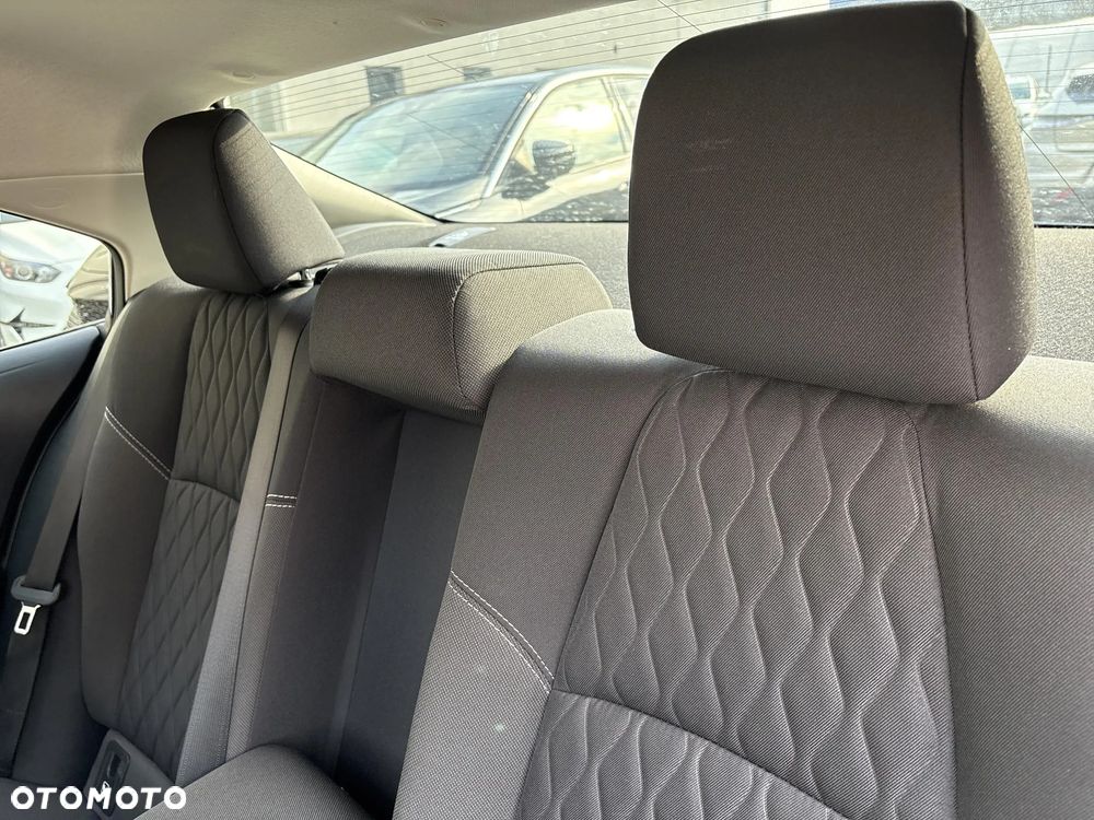 Toyota Corolla 1.8 Hybrid Comfort - 16