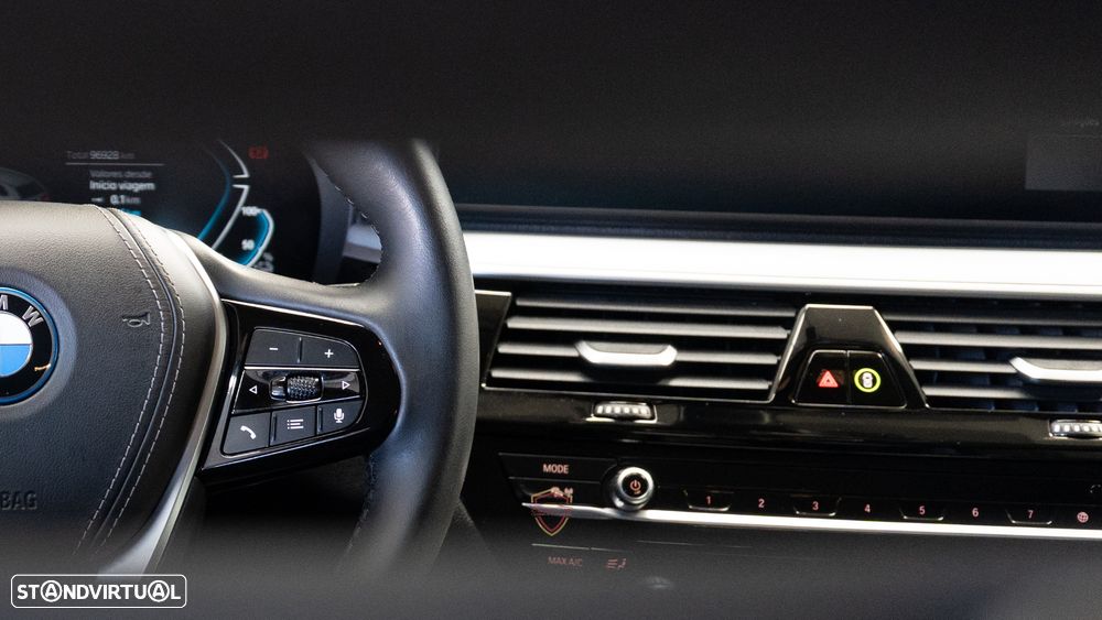 BMW 520 e - 26