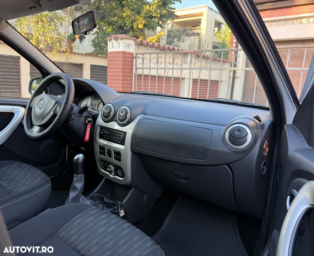 Dacia Logan 1.5 90CP Laureate - 7