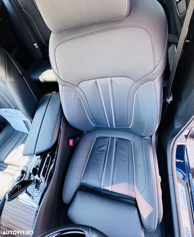 BMW Seria 5 530d xDrive Touring Aut. Luxury Line - 12