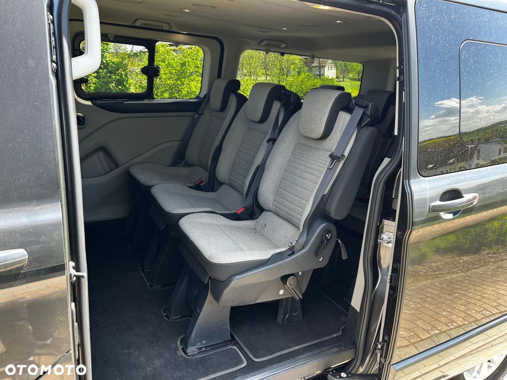 Ford Tourneo Custom 2.0 EcoBlue L2 Titanium - 9