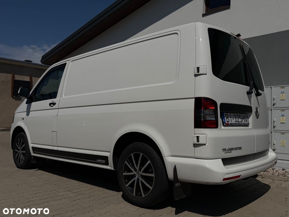 Volkswagen Transporter - 4