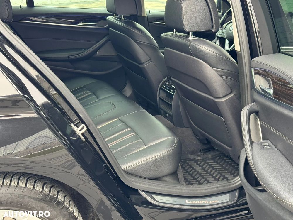 BMW Seria 5 520d AT - 31
