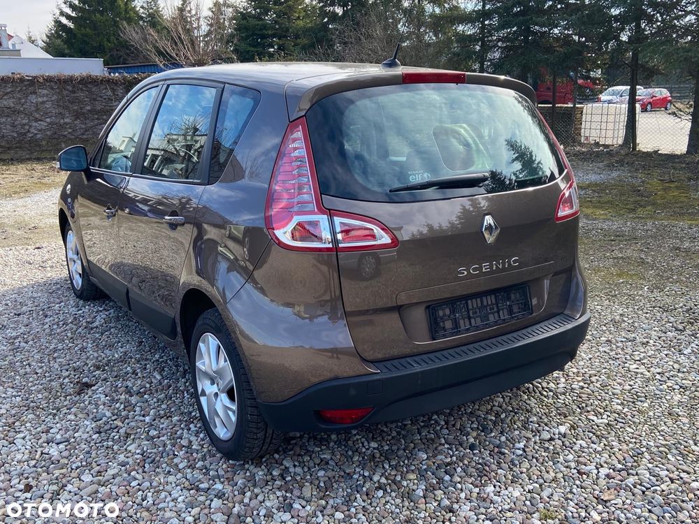 Renault Scenic - 8