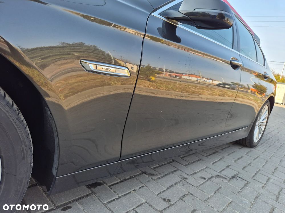 BMW Seria 5 520i Luxury Line - 21