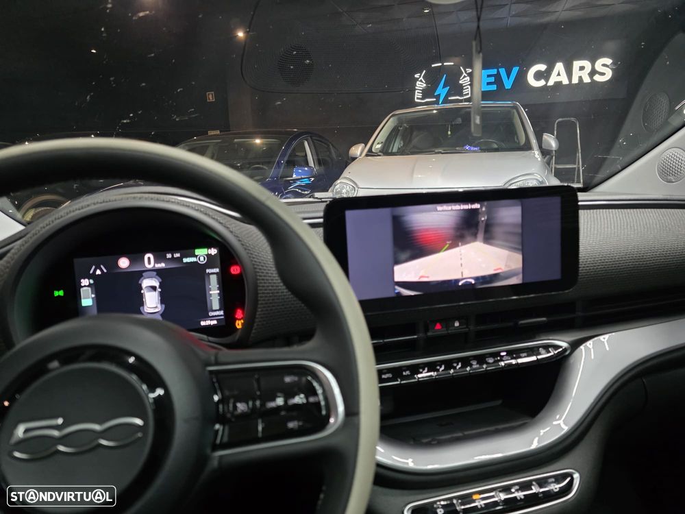 Fiat 500e C La Prima - 11