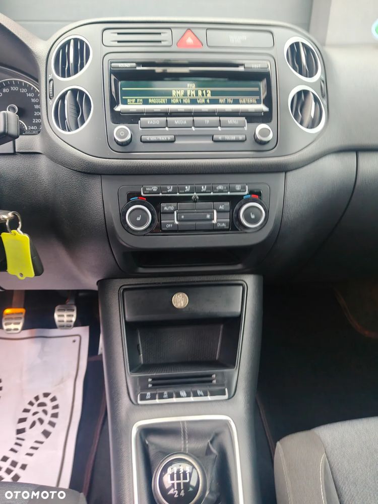 Volkswagen Golf Plus 1.6 TDI DPF Style - 14