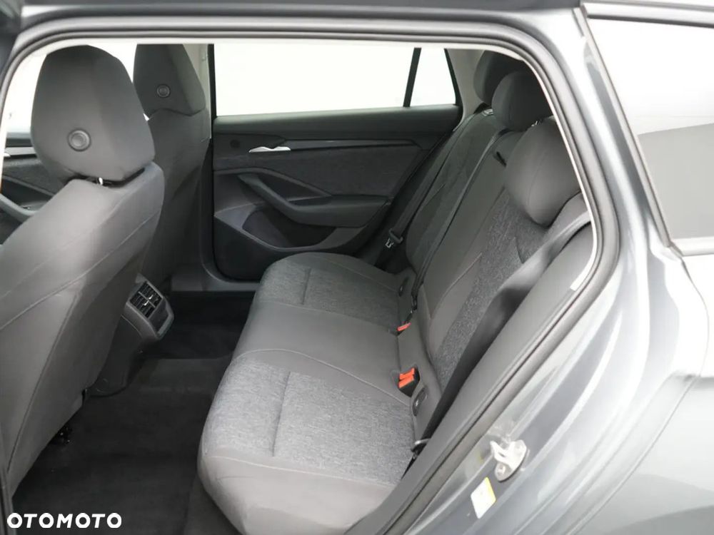 Skoda Superb 1.5 TSI mHEV Edition 130 DSG - 10