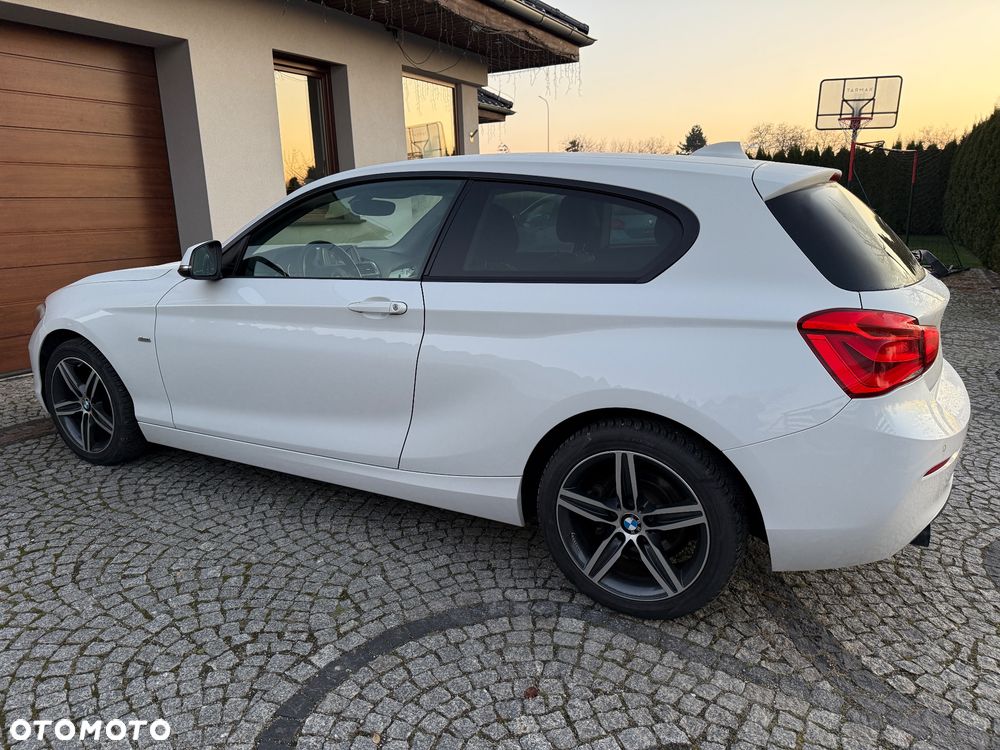 BMW Seria 1 116d EfficientDynamics Edition Sport Line - 4