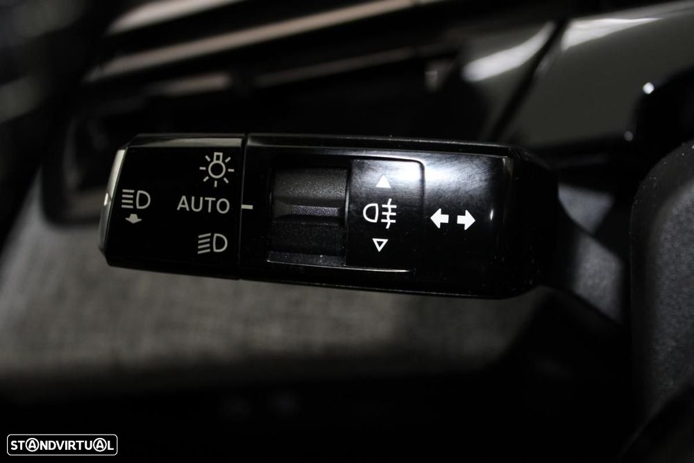 Peugeot E-5008 73 kWh GT - 17