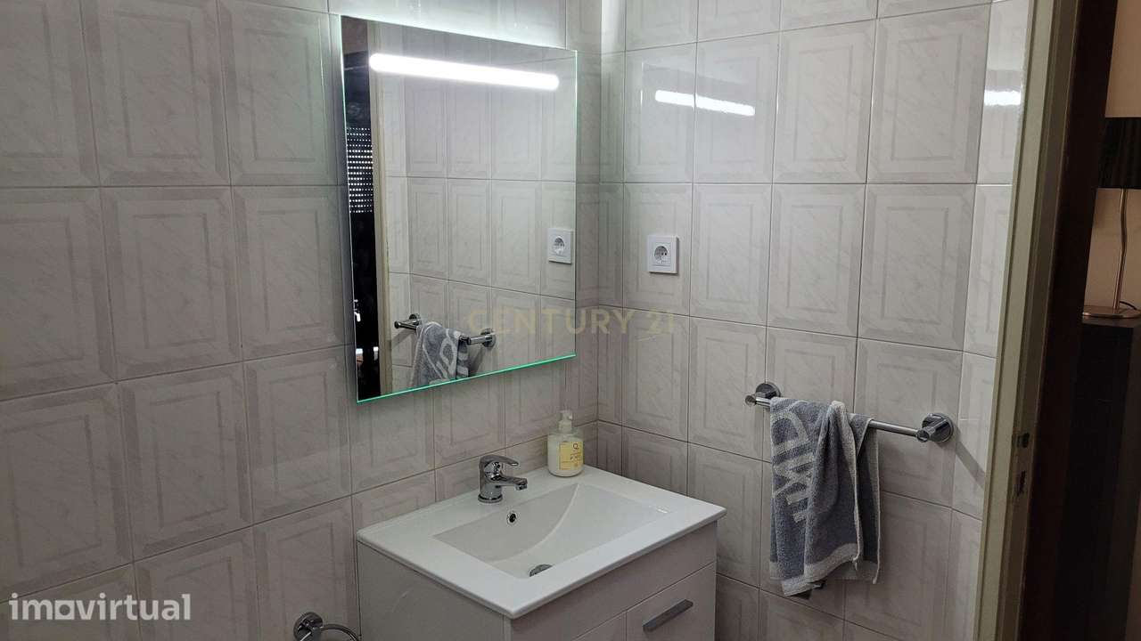 Apartamento T2 em Campanhã, Porto - Oportunidade Única! - Grande imagem: 5/14