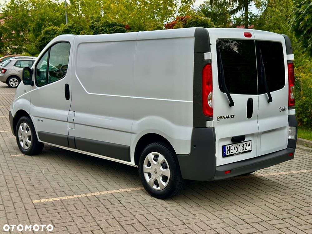 Renault Trafic - 21