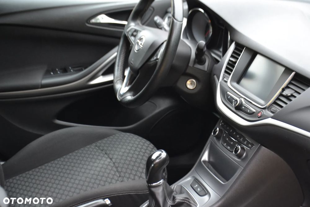 Opel Astra 1.4 T Enjoy - 8