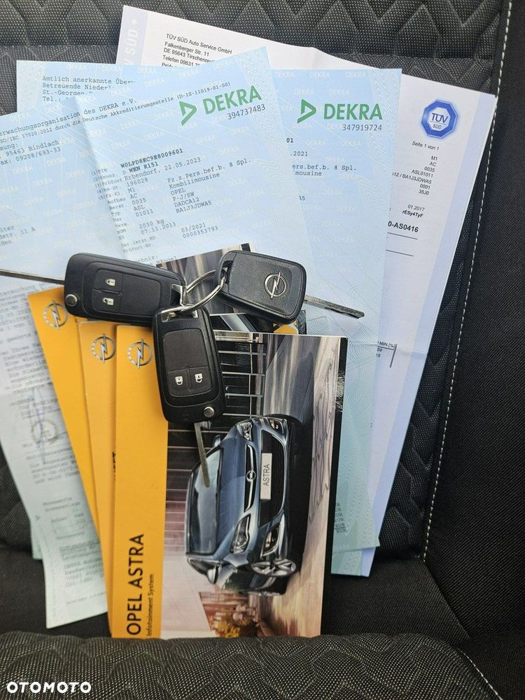 Opel Astra 1.4 Turbo Cosmo - 36