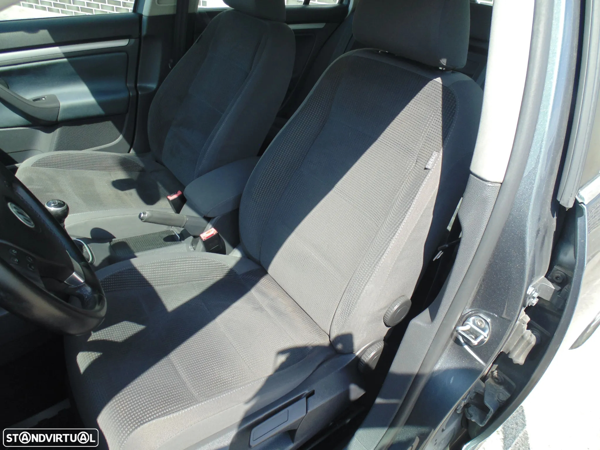 VW Golf Variant 1.9 TDi BlueM Confortline - 22