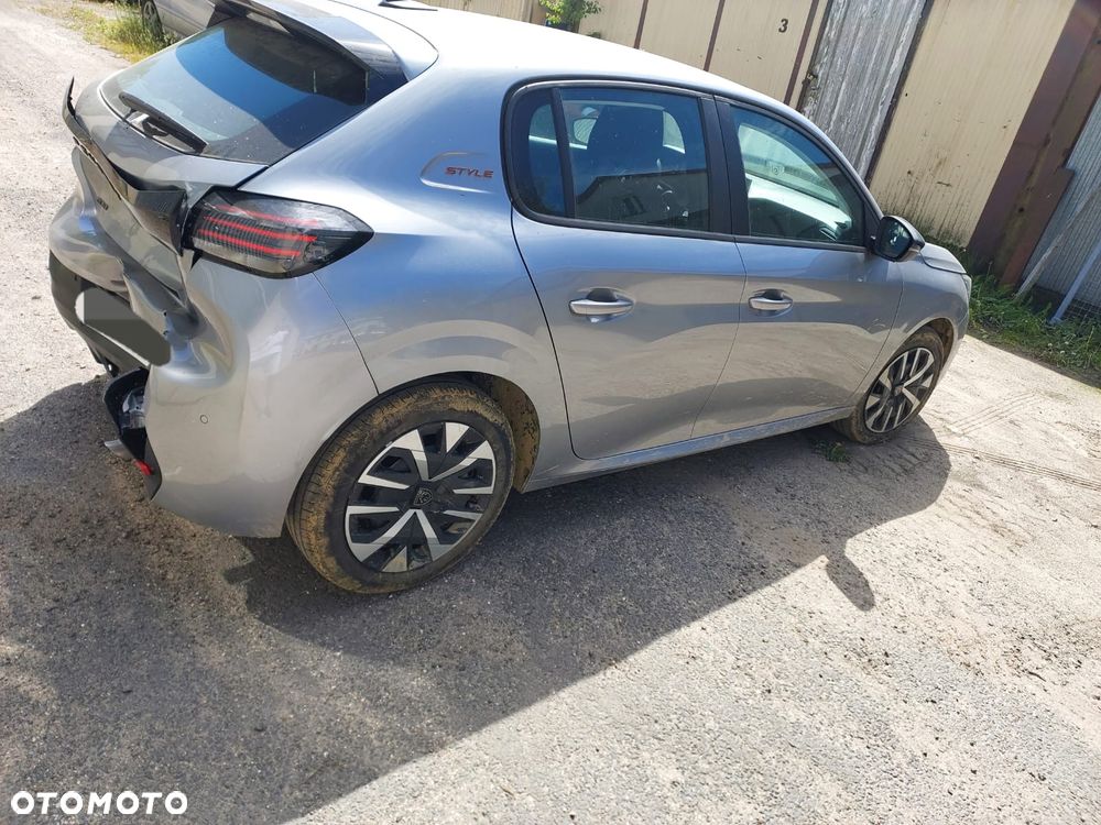 Peugeot 208 PureTech 100 Business - 6
