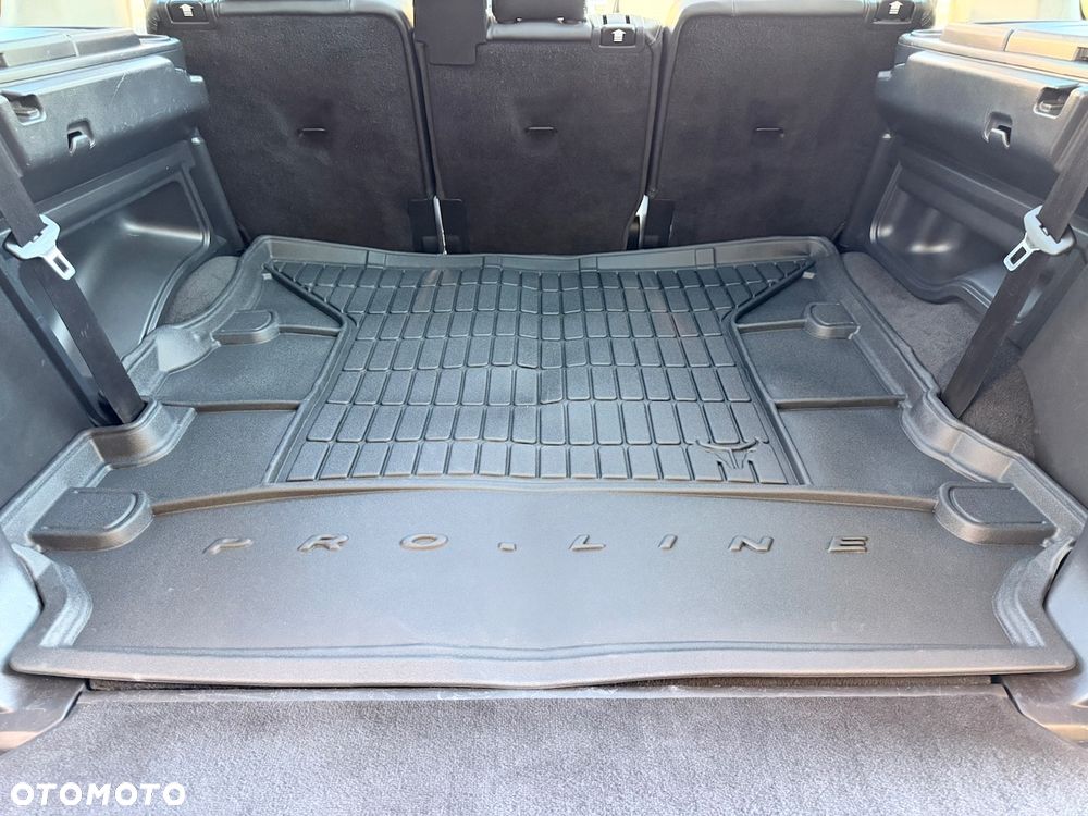 Land Rover Discovery 3.0SD V6 SE - 34