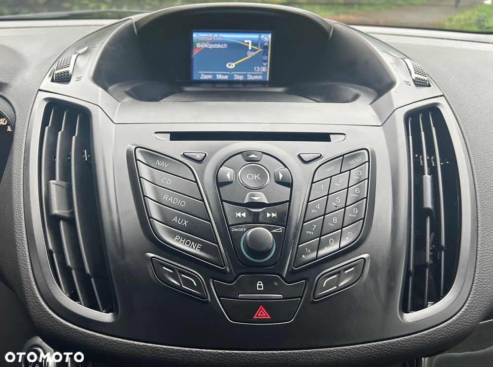 Ford Kuga 2.0 TDCi 2x4 Titanium - 20