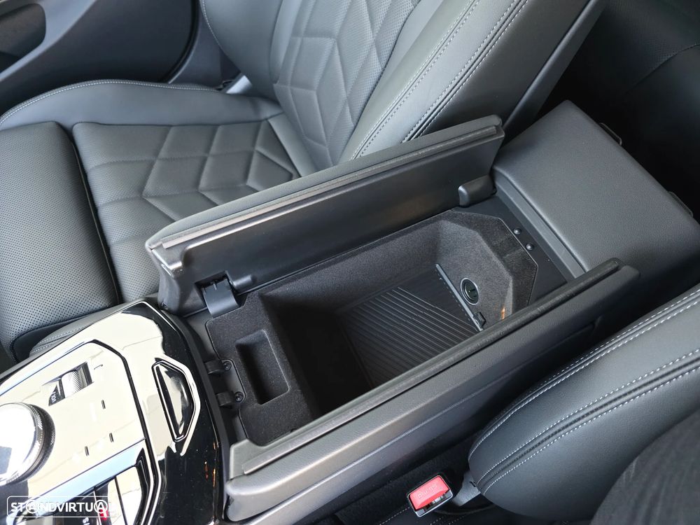BMW 520 d Pack Desportivo M - 35