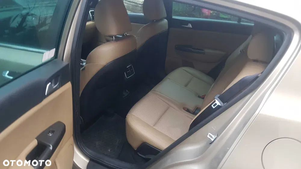 Kia Sportage 1.6 GDI S 2WD - 6