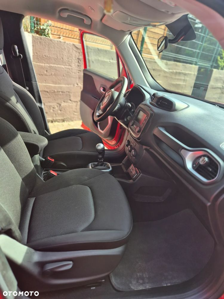 Jeep Renegade 1.6 E-TorQ Longitude FWD - 16