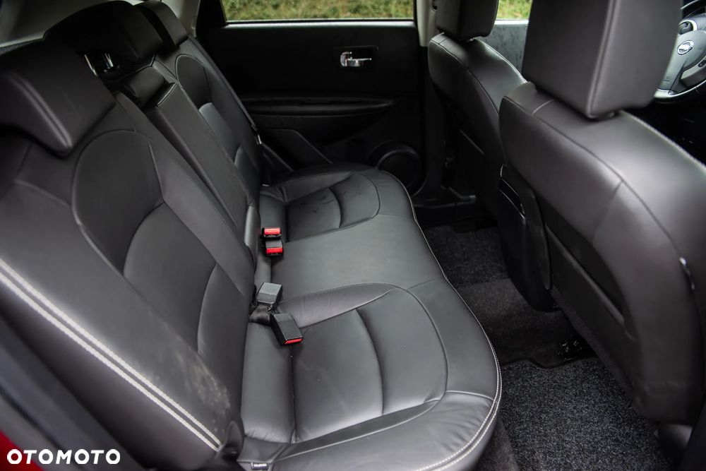 Nissan Qashqai 2.0 dCi 4 x 4 DPF tekna - 20