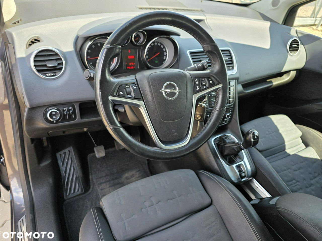 Opel Meriva 1.4 150 Jahre - 7