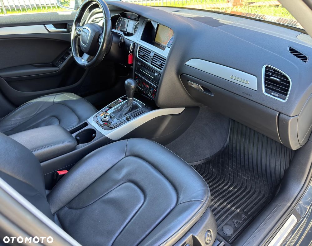 Audi A4 Avant 2.0 TFSI quattro S tronic S line Sportpaket - 31