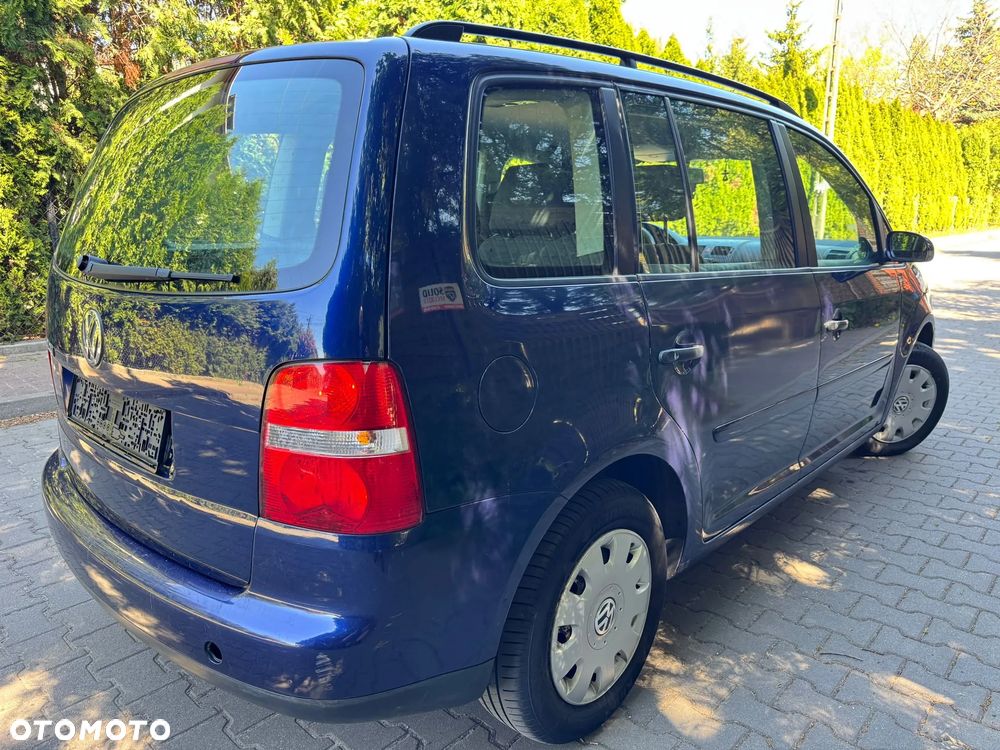 Volkswagen Touran 1.6 Basis - 3