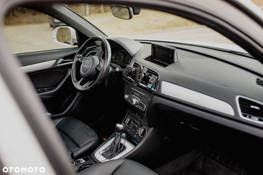 Audi Q3 40 TFSI Quattro S tronic advanced - 19