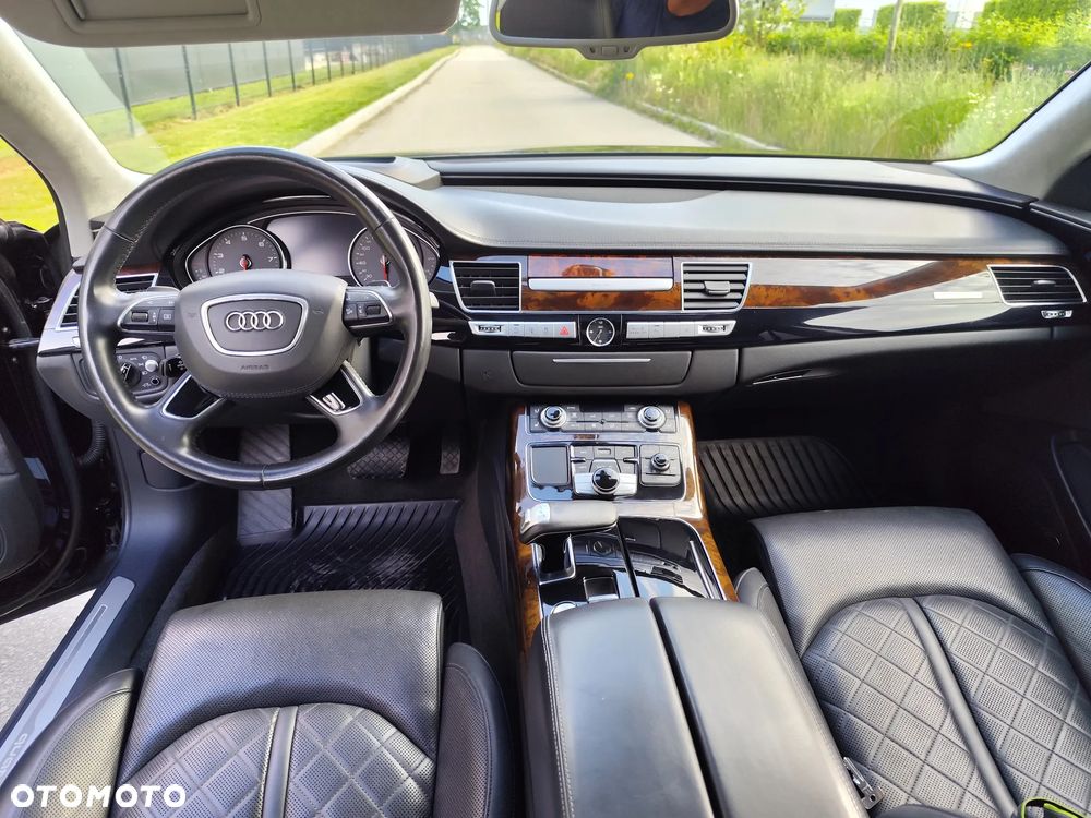 Audi A8 4.0 TFSI cylinder on demand quattro tiptronic Lang - 13