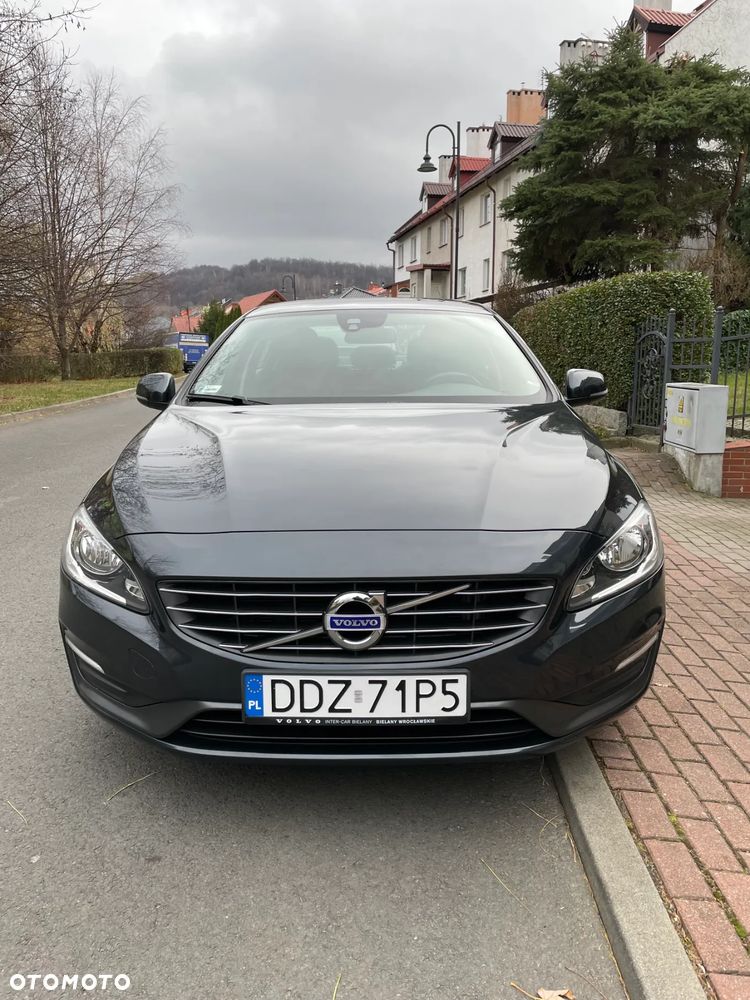 Volvo S60 T3 Kinetic - 3
