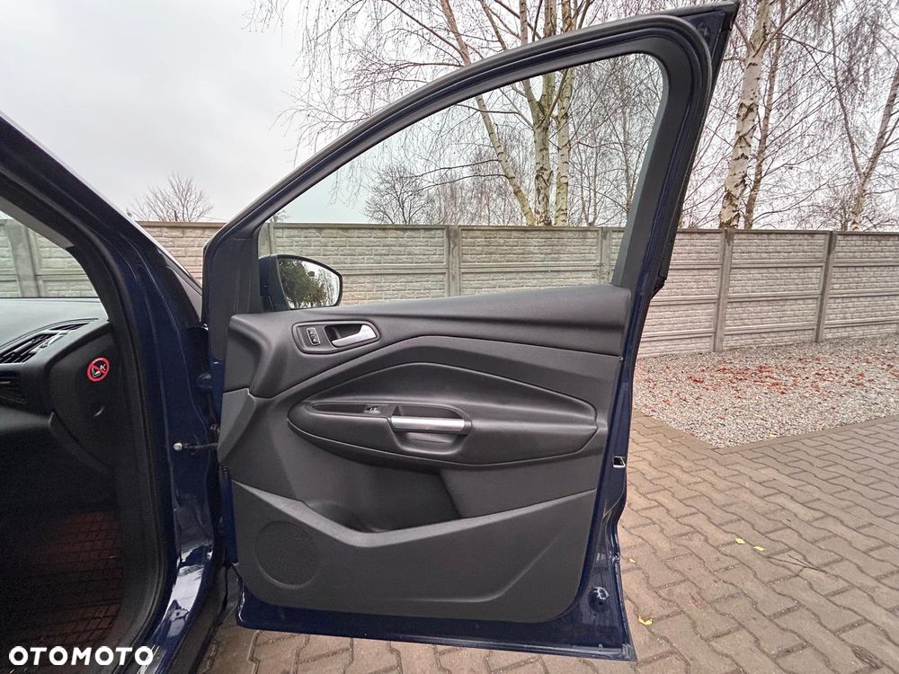 Ford Kuga 2.0 TDCi 4WD Trend - 28