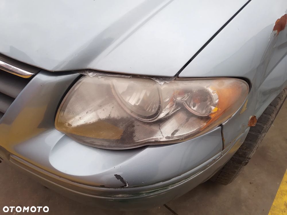 CHRYSLER GRAND VOYAGER IV 00-05 3.8 MPFI SXT - ZDERZAK PRZÓD PBE - 13