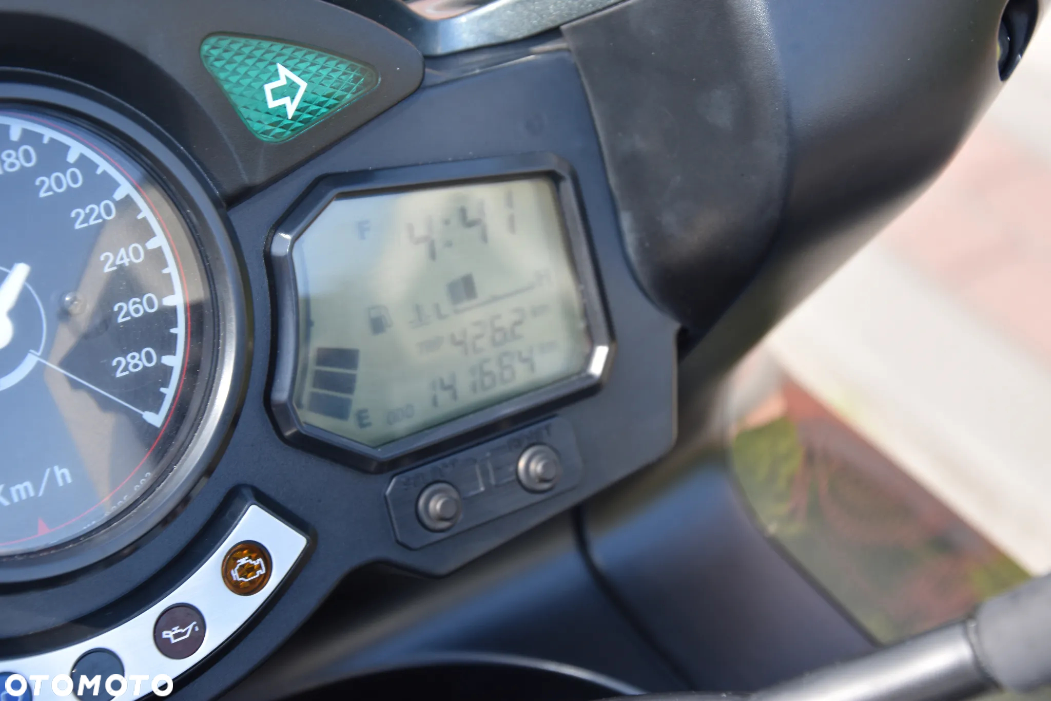 Yamaha FJR - 13