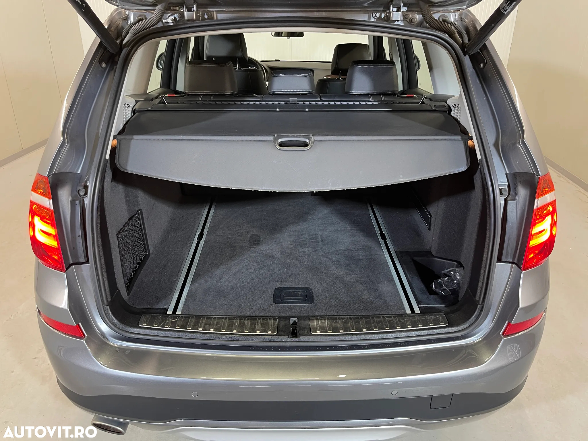 BMW X3 xDrive20d AT Luxury Line - 14
