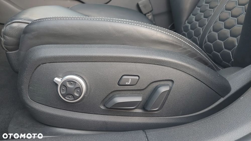 Audi RS4 Avant Avant quattro tiptronic - 15