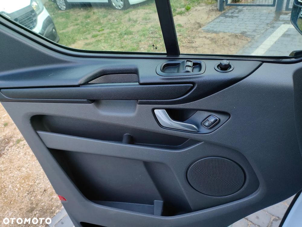 Ford TRANSIT CUSTOM 2021r 2,0 TDCI 130KM L2H1 LONG EURO 6 LEDY CENA BRUTTO VAT 23% - 17